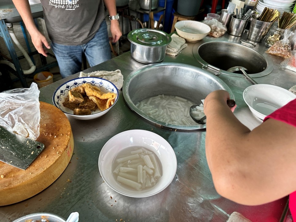 태국 치앙마이 여행 코스 일정 추천 님만해민 미슐랭 맛집 투어 치앙마이 대학교 야시장