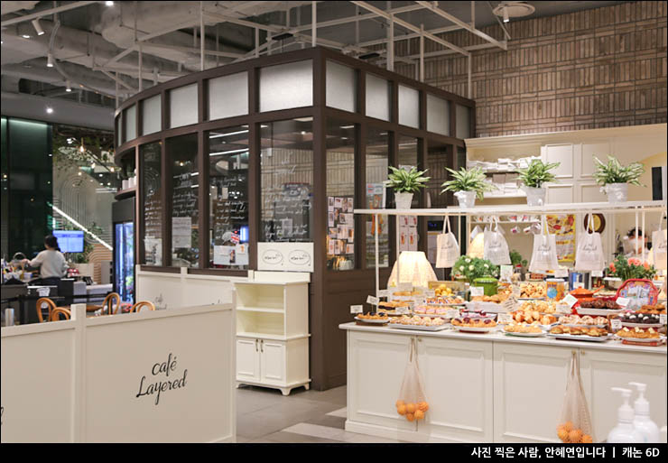 여의도 가볼만한곳 현대백화점 여의도 더현대서울 카페 레이어드 서울 스콘 맛집