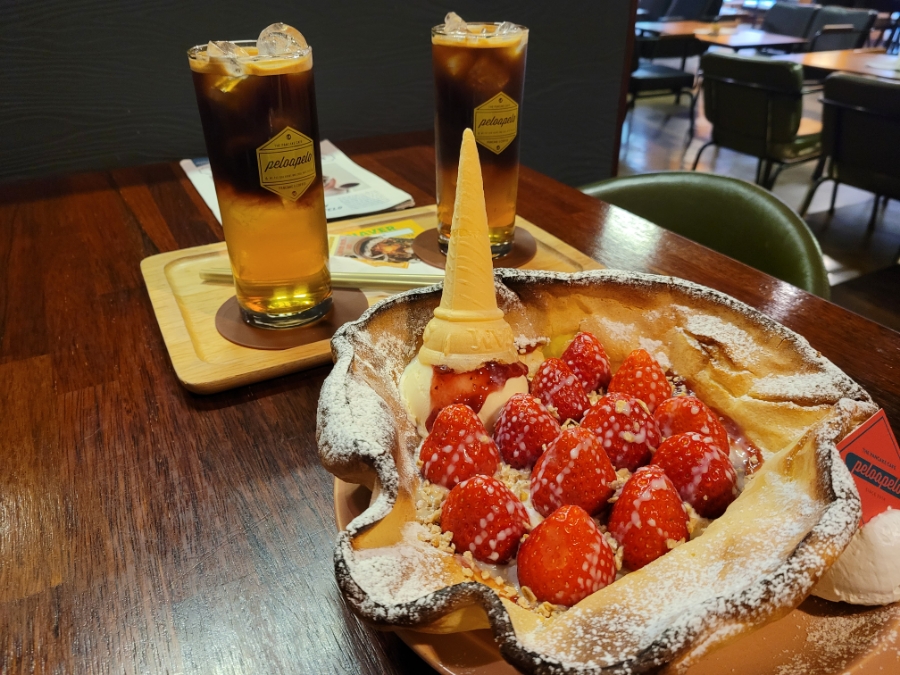 마산 합성동 디저트 카페, 딸기디저트 팬케이크 맛집, 페로어페로 본점