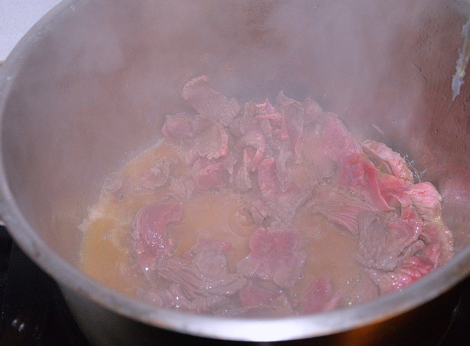 소고기미역국  맛있게 끓이는 법 양지 미역국 끓이는방법 레시피
