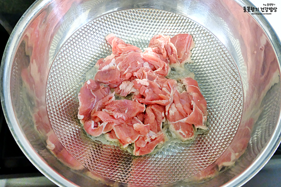 간단한 제육볶음 레시피 제육볶음 양념 돼지고기 두루치기 만드는법