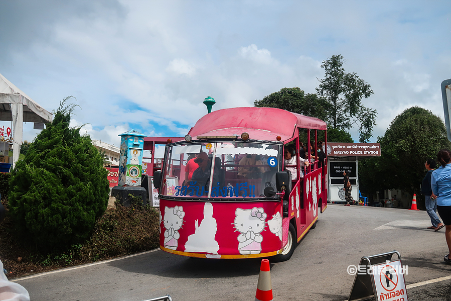 태국여행 치앙라이 명소 레드템플 후어이쁠라깡 사원