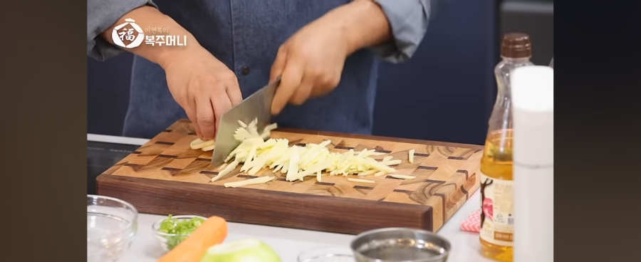 [이연복] 집에서도 중국식 감자채볶음 질리지 않는 상큼 아삭한 맛