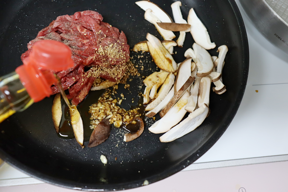 소고기잡채 황금레시피 불지않는 잡채 만드는법 재료 버섯잡채 만들기 레시피 설날음식