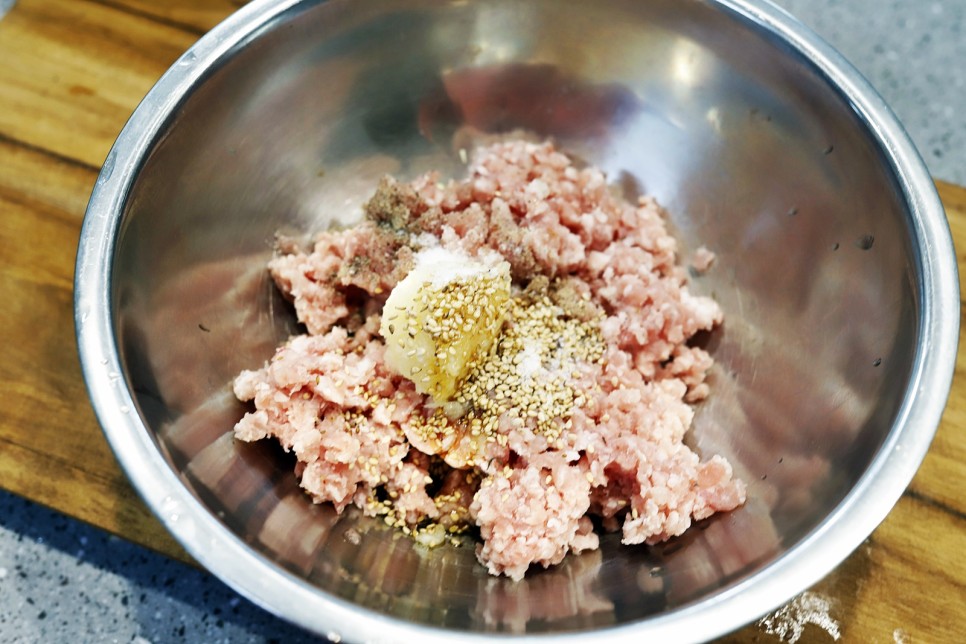 돼지고기 깻잎전 만드는 법 간단한 재료 레시피 만들기