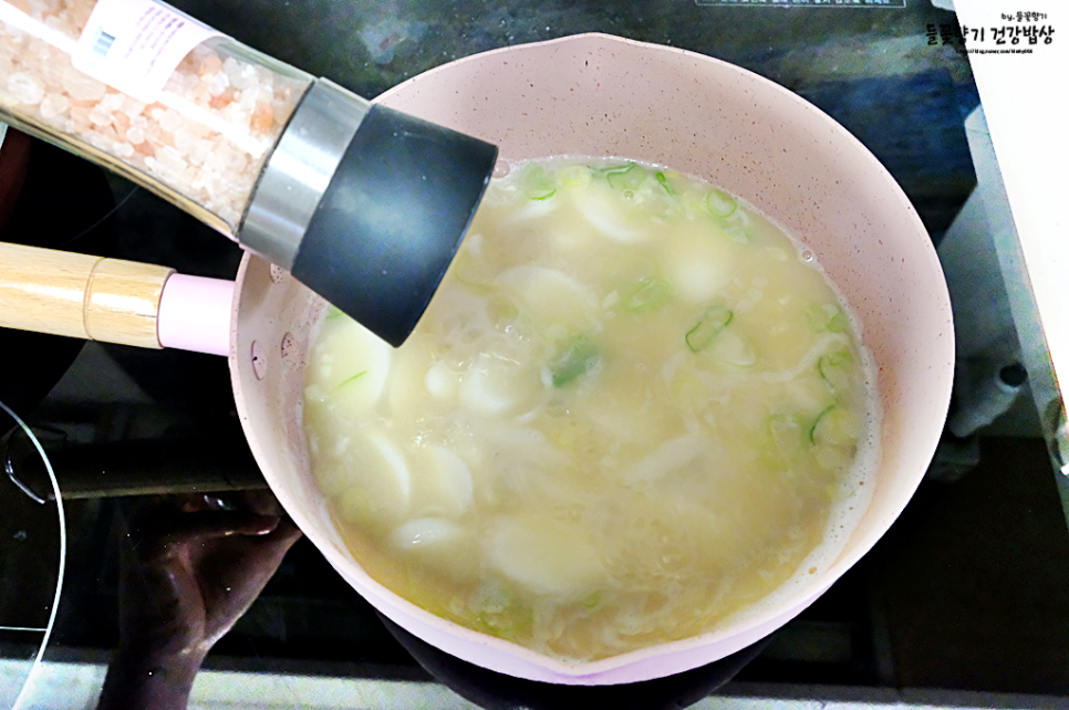 소고기 떡국 끓이는법 설날떡국 레시피 사골떡국 끓이는법