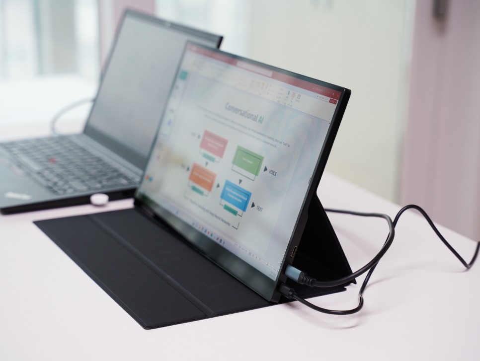 카멜 휴대용 모니터 프리즘 터치 지원, 노트북 덱스 연결되는 15인치 포터블 보조 꿀템