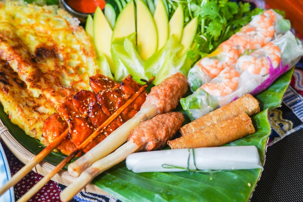 베트남 호이안 맛집 반쎄오 등 로컬 음식 맛있는 마블러스