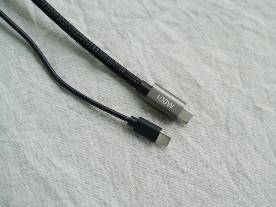 C타입 고속충전 ctoc 케이블 100W PD 지원 USB 3.2 Gen2x2 리뷰