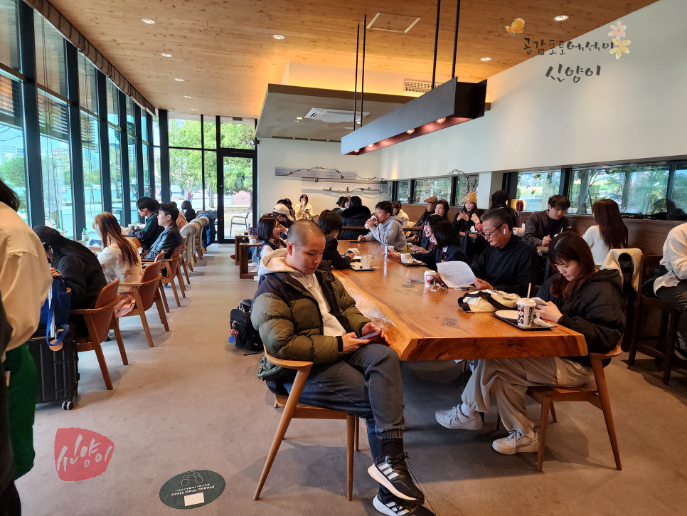 일본 후쿠오카 볼거리 오호리공원 스타벅스 카페