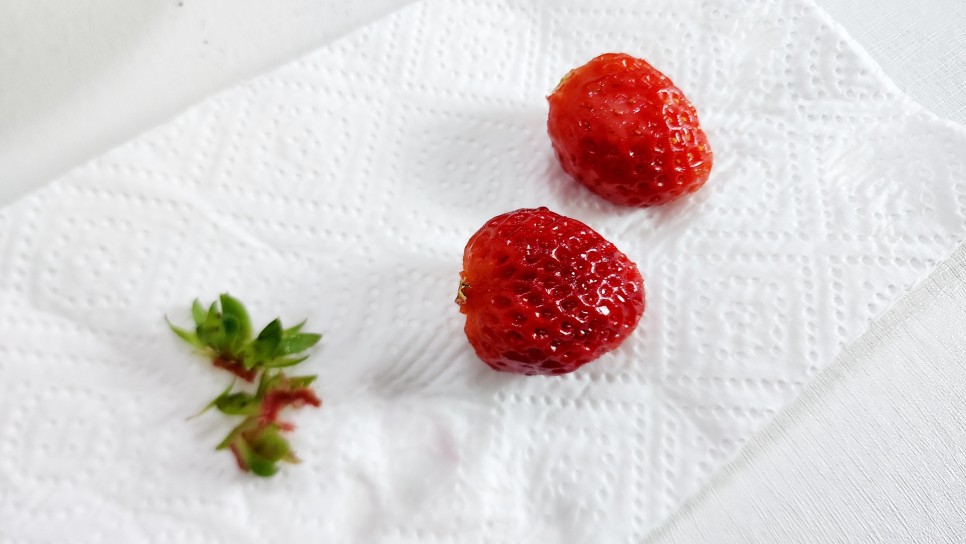 간단한 아이간식 딸기 탕후루 만들기 전자레인지 탕후루 레시피 딸기요리