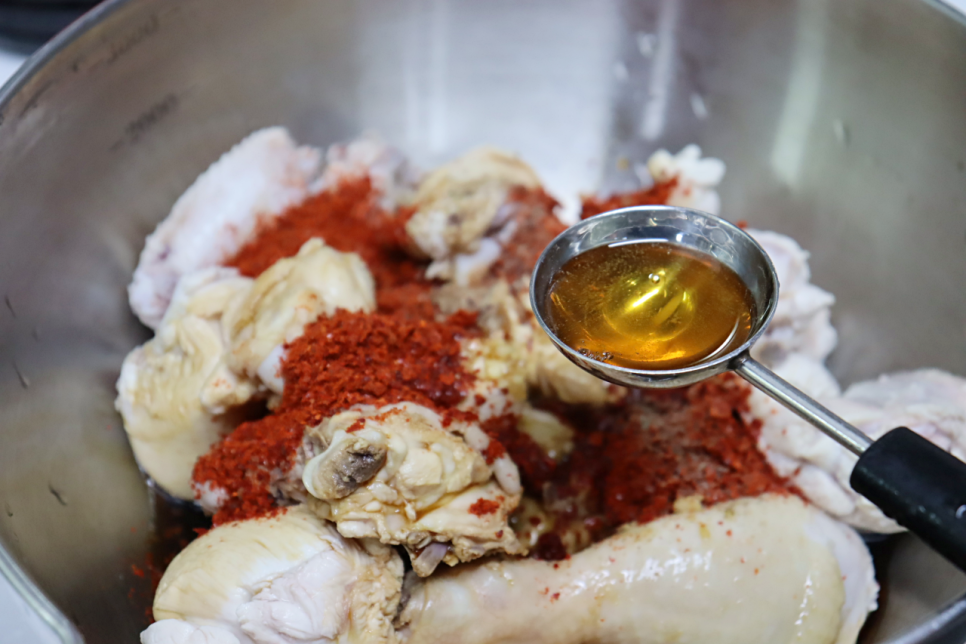 닭볶음탕 레시피 불닭소스 국물 닭볶음탕 양념 만들기 닭도리탕 만드는법 황금레시피