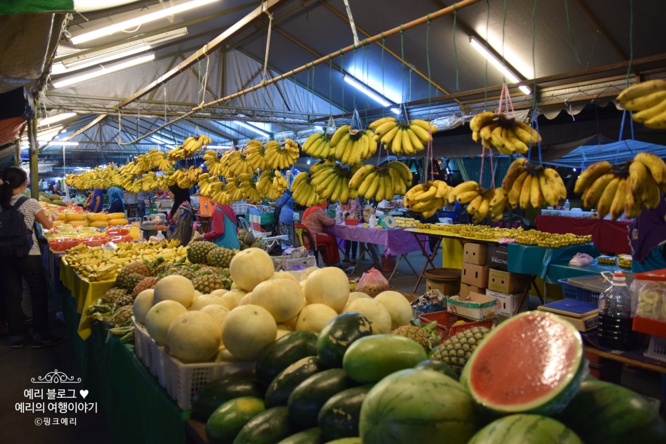 코타키나발루 자유여행 맛집 도서 추천 리얼 코타키나발루(2024~2025)