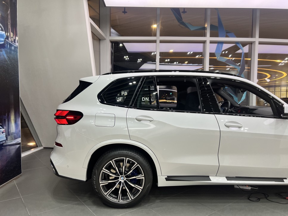 2024 BMW X5 모의견적 정보 제원 포토, 가솔린 40i vs 디젤 30d 모델비교