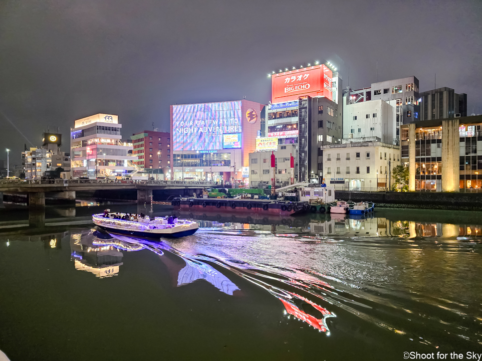 일본 후쿠오카 자유여행 나카스 포장마차 거리 강변 풍경