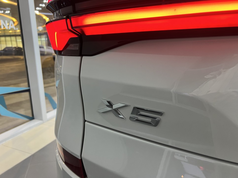2024 BMW X5 모의견적 정보 제원 포토, 가솔린 40i vs 디젤 30d 모델비교