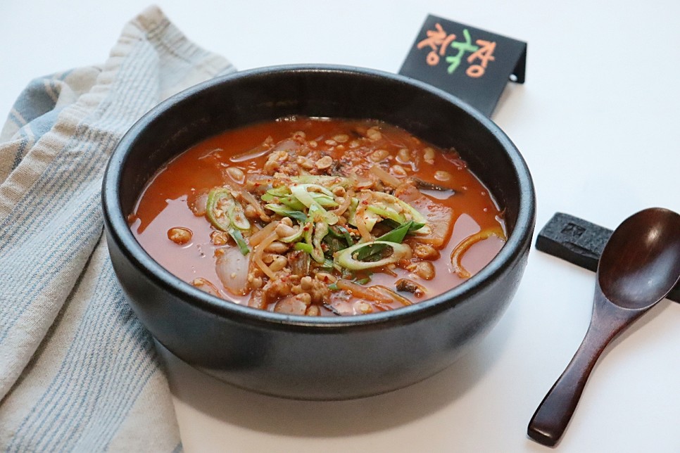 청국장맛있게끓이는법 묵은지 김치청국장찌개 만드는법