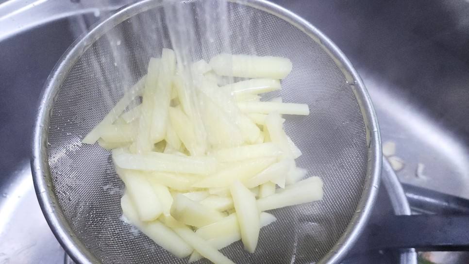 남편도시락반찬 스팸감자볶음 감자요리 레시피 감자채볶음 감자햄볶음 만드는법