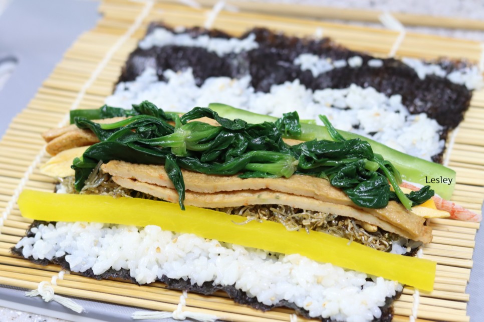 시금치 김밥맛있게싸는법 집김밥 재료 멸치 김밥 만들기