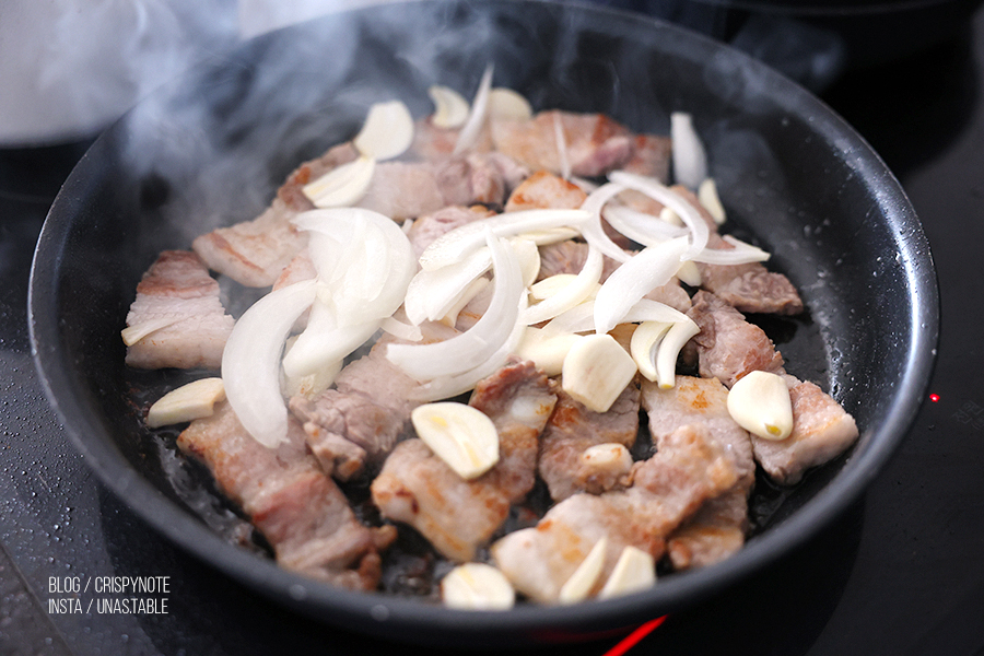 삼겹살 덮밥 만들기 돼지고기 부타동 만들기 맛있는 캠핑음식