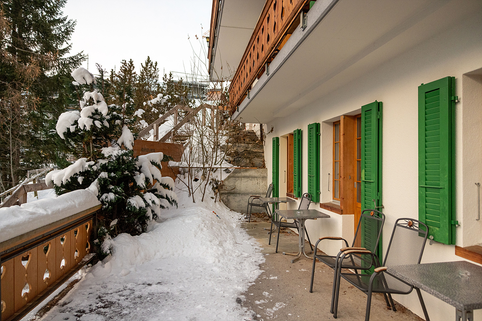 스위스마을 융프라우를 품은 뮈렌 알펜루 호텔 겨울 해외여행 추천