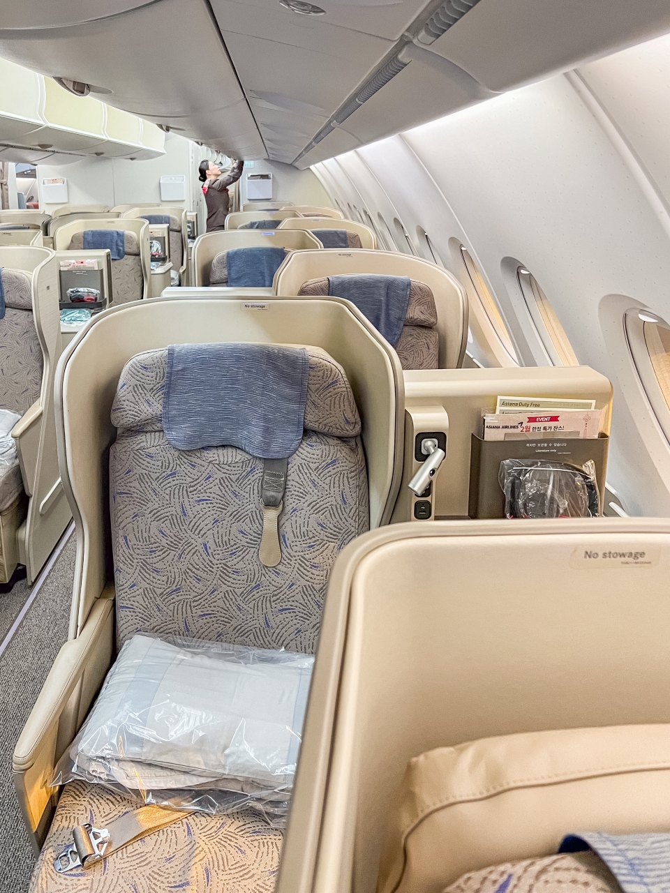호주 시드니 여행 시작 : OZ601 아시아나항공 A380-800 비즈니스