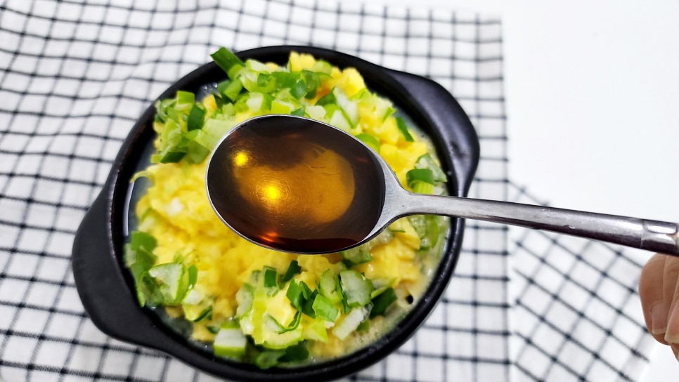 뚝배기 계란찜 만드는법 간단한 저녁메뉴 추천 폭탄계란찜 만들기 계란요리