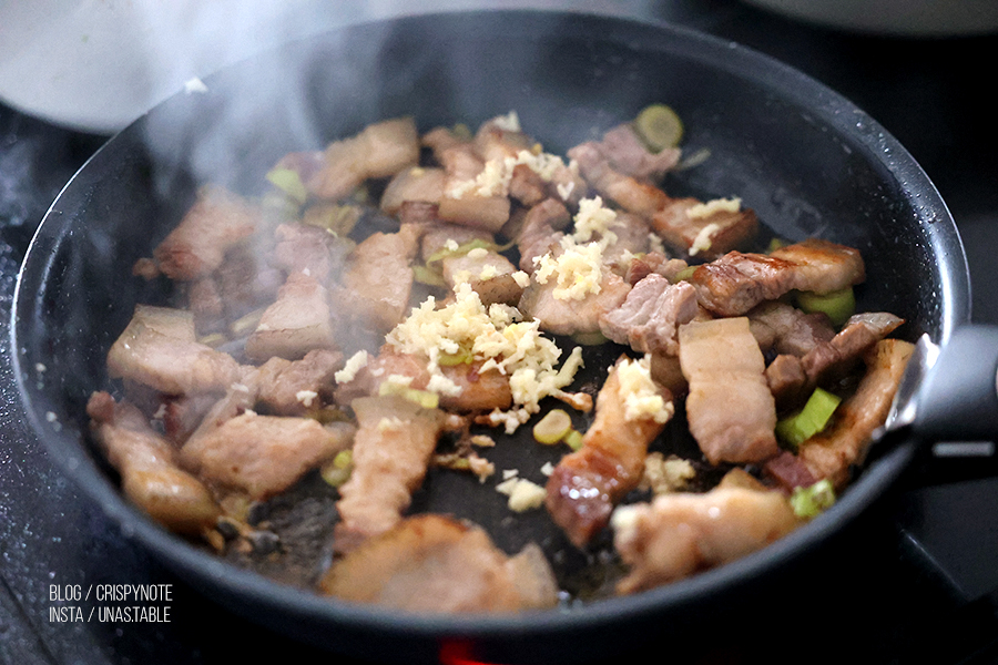 흑돼지 삼겹살요리 꽈리고추 삼겹살볶음 쫀득한 오겹살요리