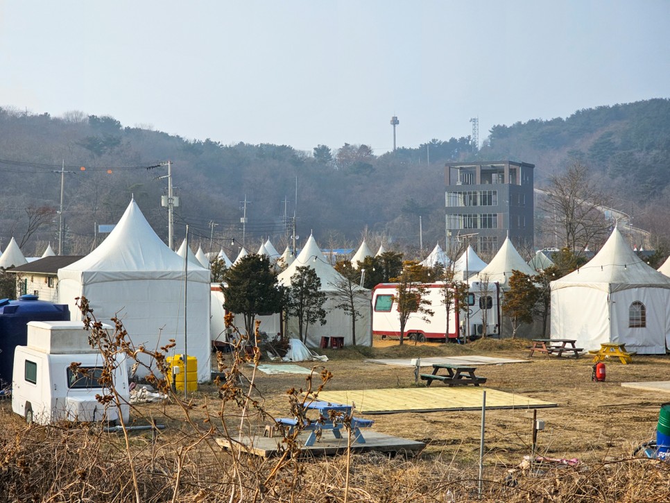 인천 영종도 여행 을왕리 가볼만한곳 선녀바위 왕산 해수욕장 카라반 글램핑 캠핑장 정보