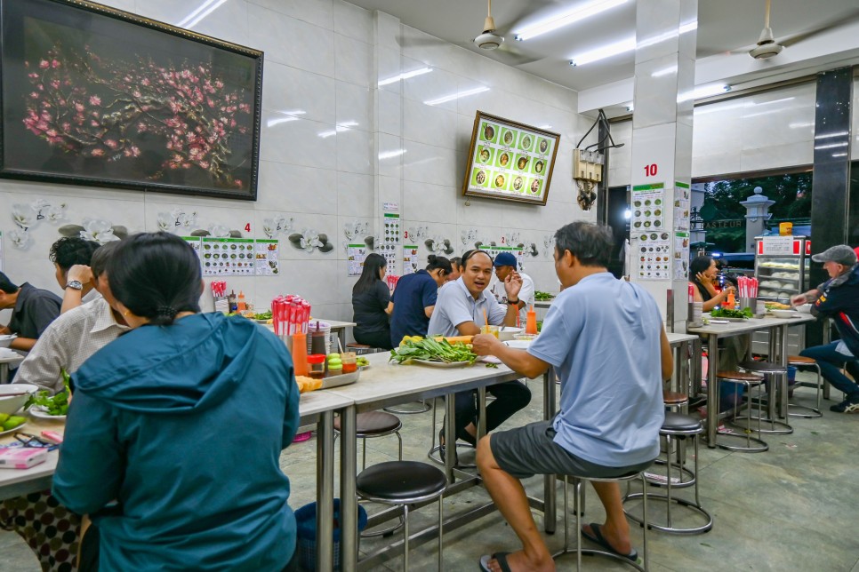 호치민 맛집 퍼호아 파스퇴르 로컬 쌀국수 최고 Phở Hòa Pasteur