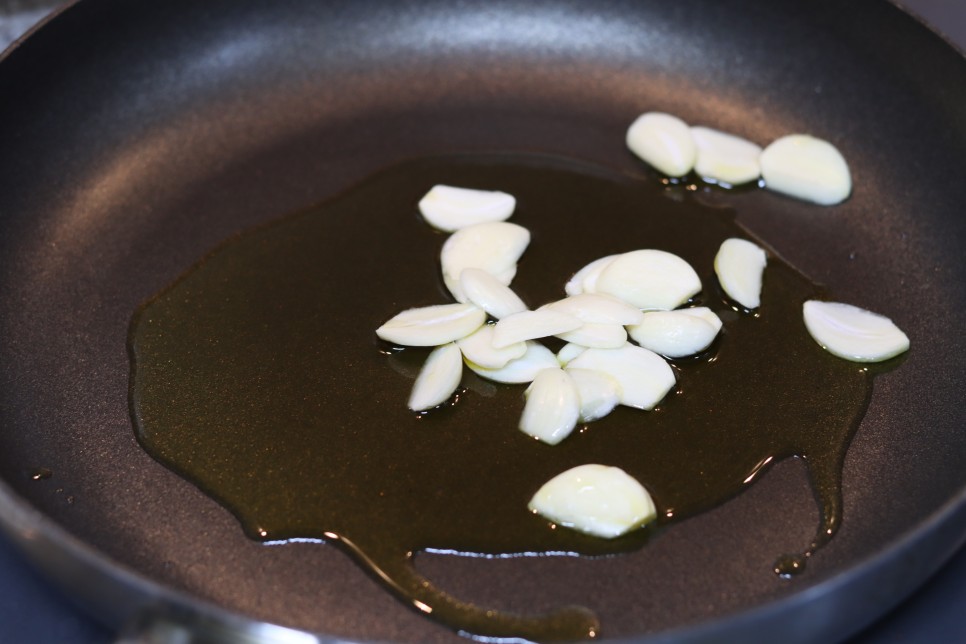 새우 알리오 올리오 파스타 만들기 칼로리 표고버섯 새우 파스타