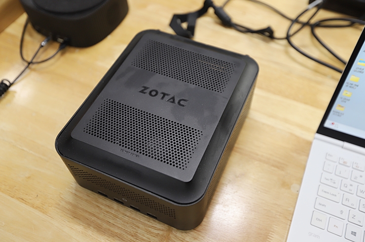 노트북 외장 그래픽카드 eGPU 도킹 "ZOTAC AMP BOX MINI" 썬더볼트3 LG그램 연결