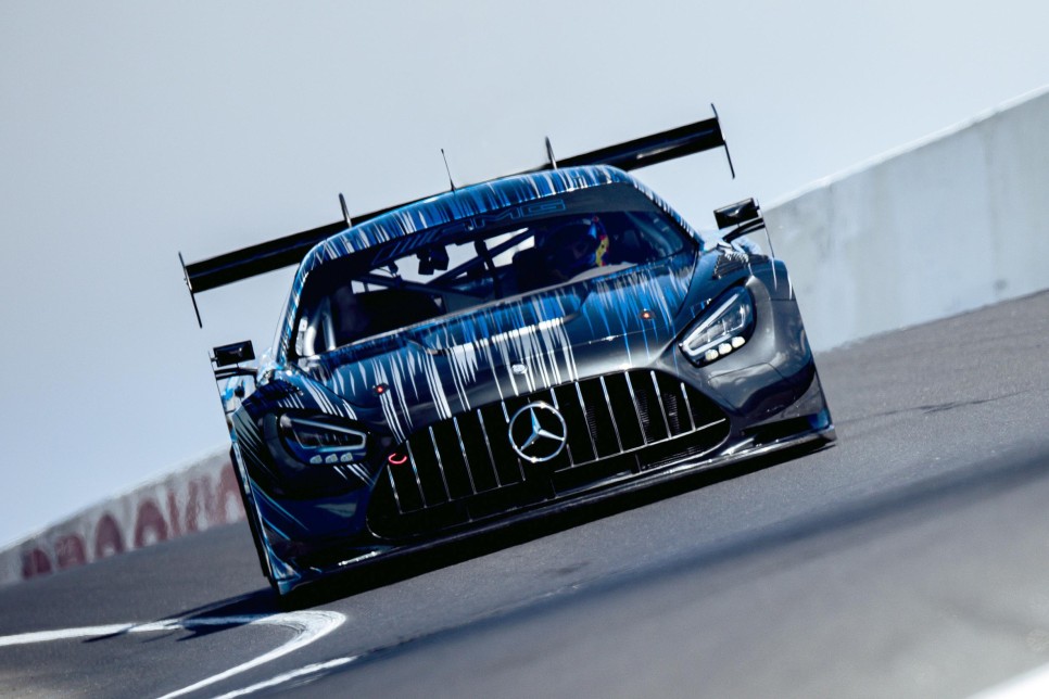 모터스포츠 130주년 기념 모델, 메르세데스 AMG GT3 레이싱카