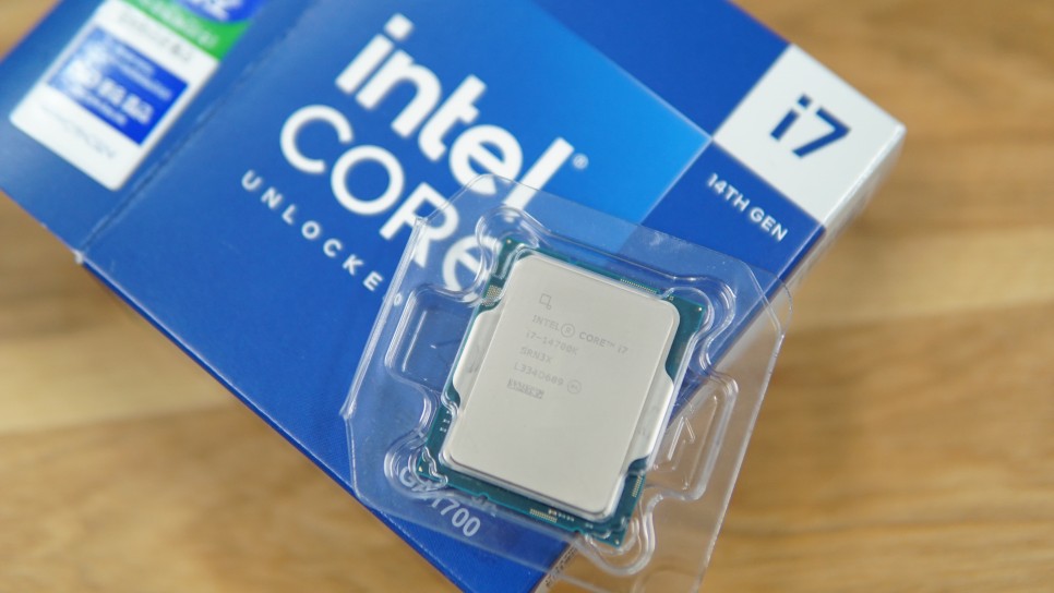 인텔 코어 i7 프로세서 14700K (14세대) 게이밍 CPU 랩터레이크 리프레시 게임 5개 테스트