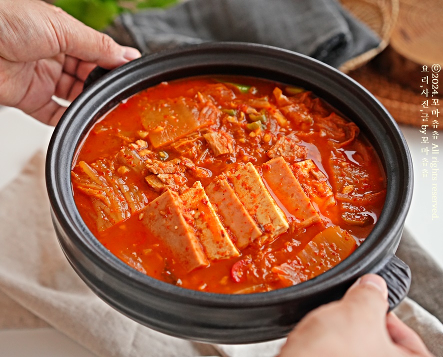 스팸 참치 김치찌개 맛있게 끓이는법 스팸 김치찌개 레시피 간단한 찌개종류