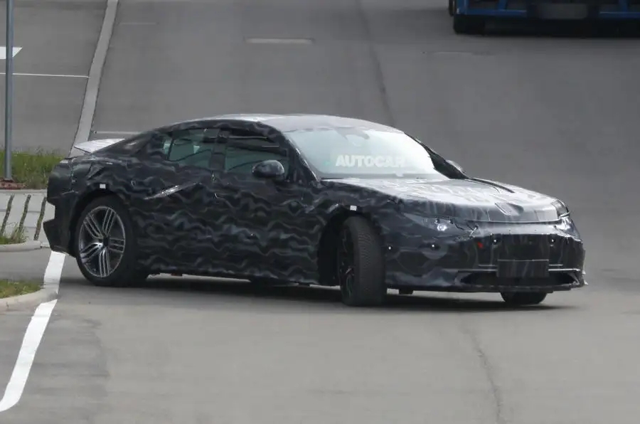2025년 출시 예정 1,000마력의 더 뉴 메르세데스-AMG GT 4도어