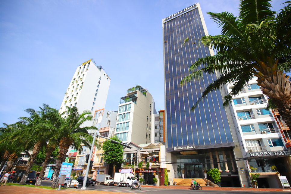베트남 다낭 호텔 추천 시내 위치 브릴리언트 TMS 노보텔 비교