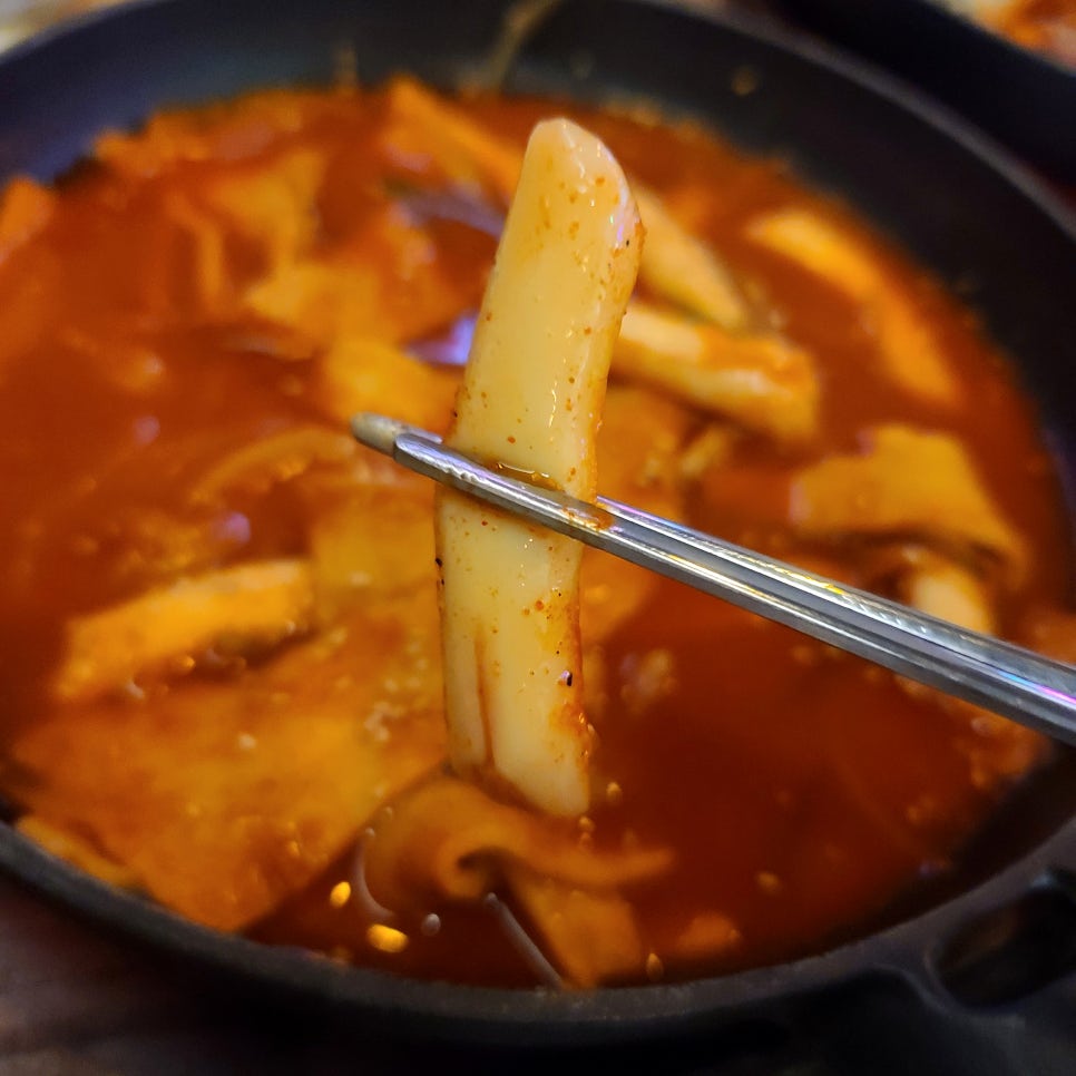 건대입구 맥주 설맥 안주가 맛있는 술집 닭강정 떡볶이 통오징어튀김