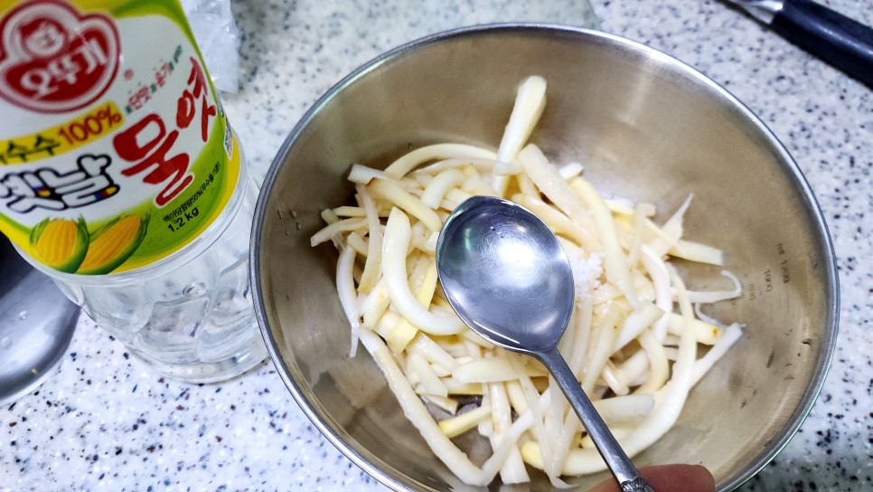 도라지 오이무침 도라지손질 쓴맛제거 오이도라지무침 레시피 도라지요리