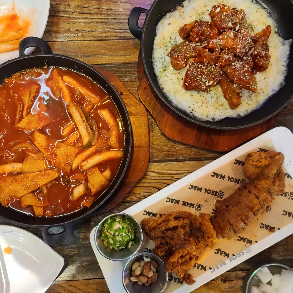 건대입구 맥주 설맥 안주가 맛있는 술집 닭강정 떡볶이 통오징어튀김