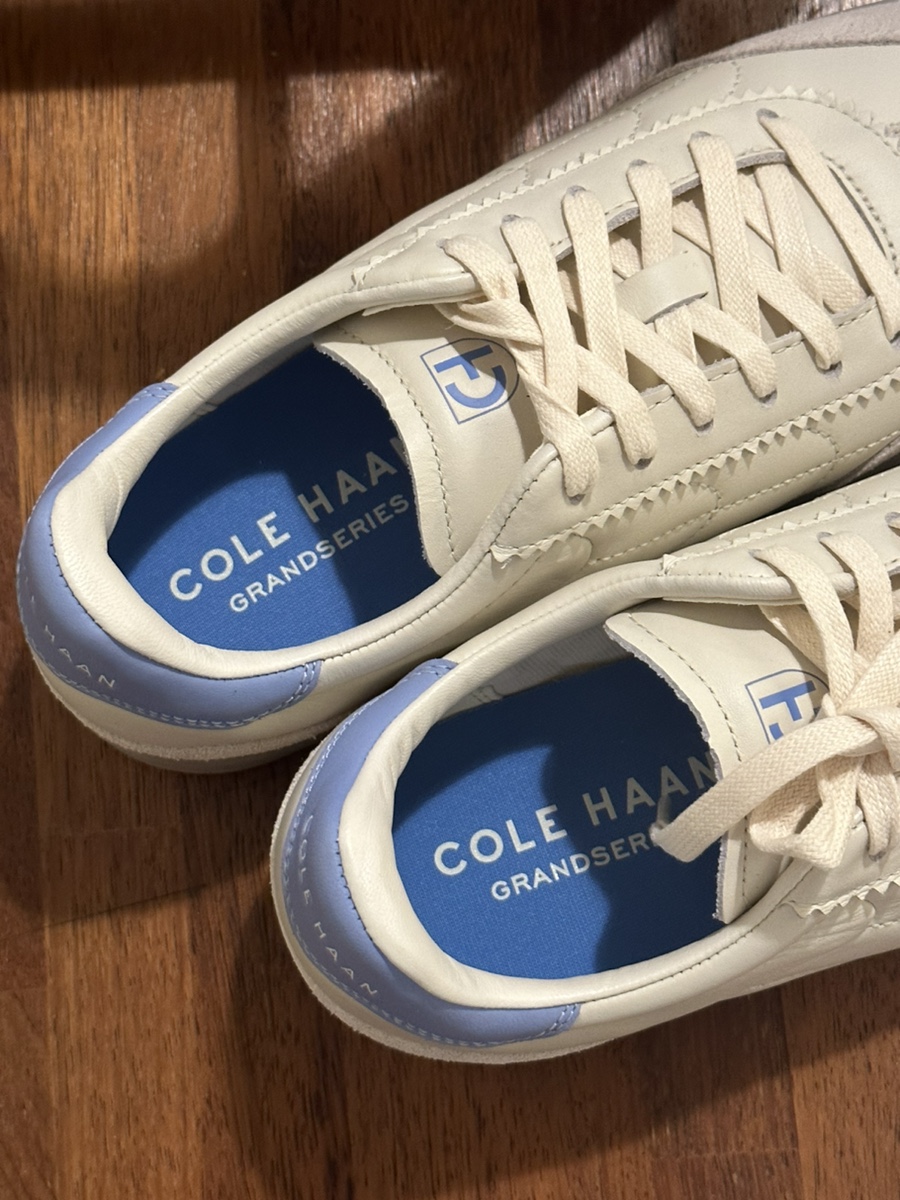 여성 봄 코디 콜한 그랜드프로 브레이크어웨이 스니커즈 발 편한 COLEHAAN