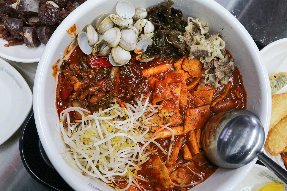 강릉 중앙시장 먹거리 추천 불짬뽕 떡볶이 정말 특별해