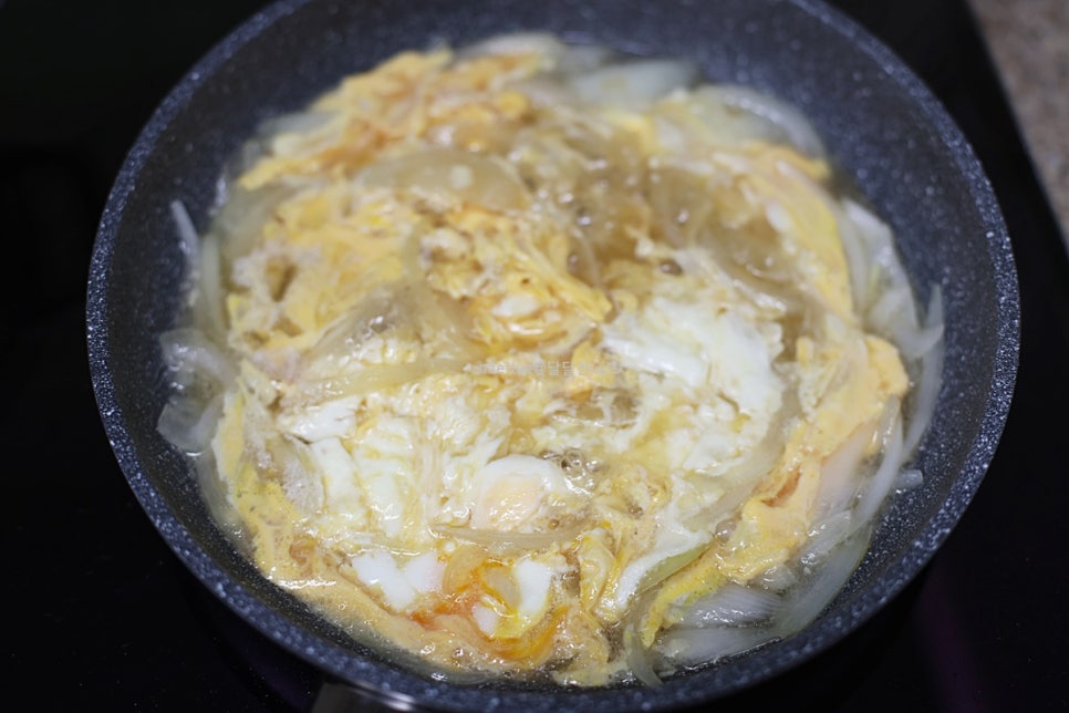 계란양파덮밥 만들기 달걀 양파덮밥 양파 요리