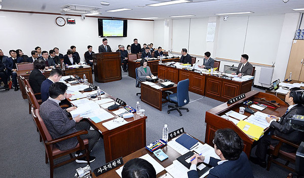 제주도의회 환도위, 곶자왈 보전.관리 조례 전부개정안 부결