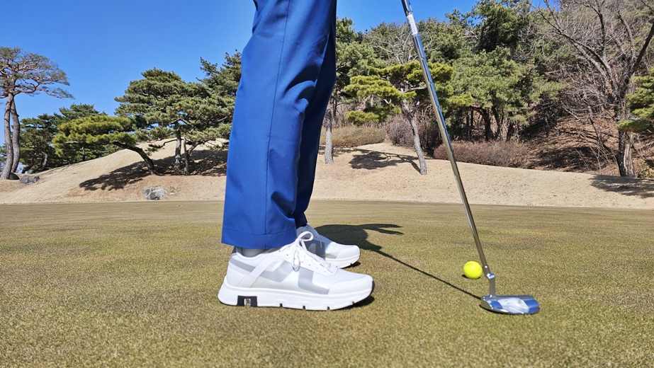 제이린드버그 골프화 벤트 VENT 500 골프웨어와 라운딩룩의 완성, 최상의 스파이크리스를 만나다.