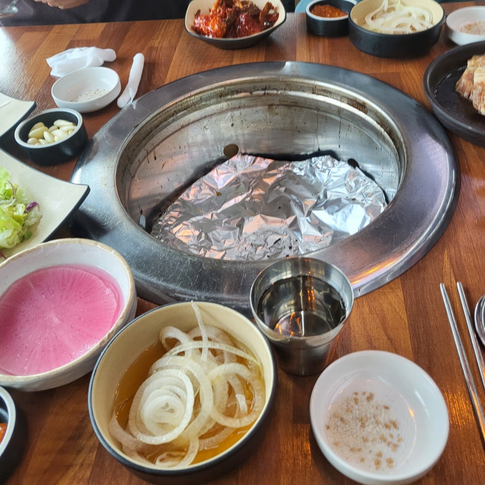 수원 이목동 맛집 고기굽는 혀누네 돼지갈비 소갈비