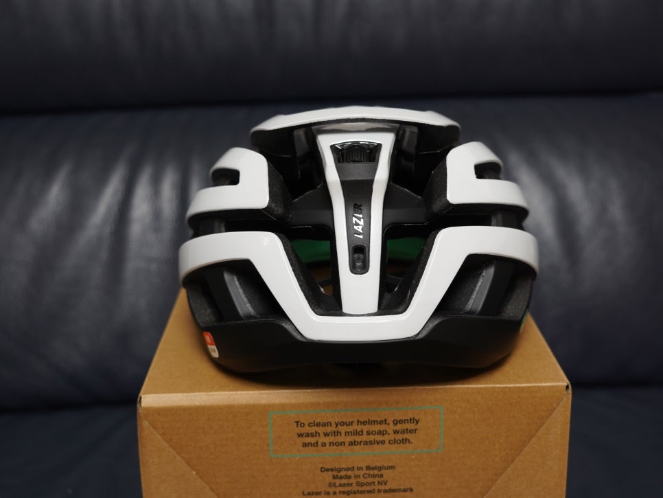초경량 로드바이크 헬멧 - 레이저 Z1 키네티코어