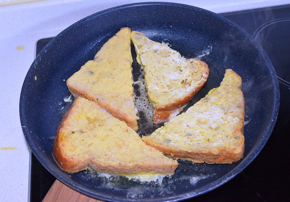카페 프렌치토스트 만들기 로만밀 통밀식빵 미니 양배추 촉촉한 토스트 레시피