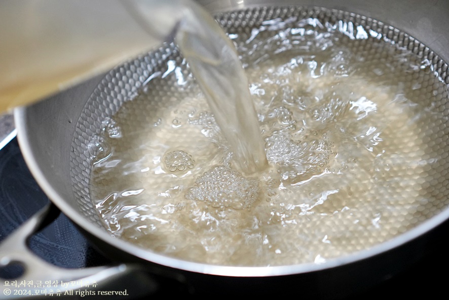 얼큰 김치 수제비 만들기 감자 수제비 반죽 만들기 만드는법