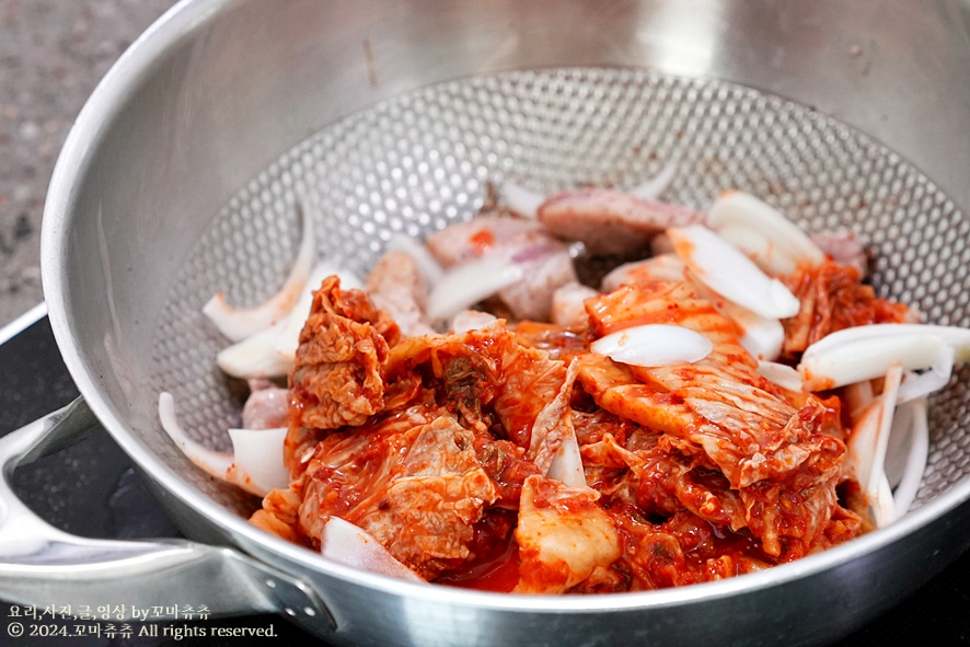 돼지고기 김치찌개 맛있게 끓이는법 삼겹살 김치찌개 레시피 오늘 저녁메뉴 추천